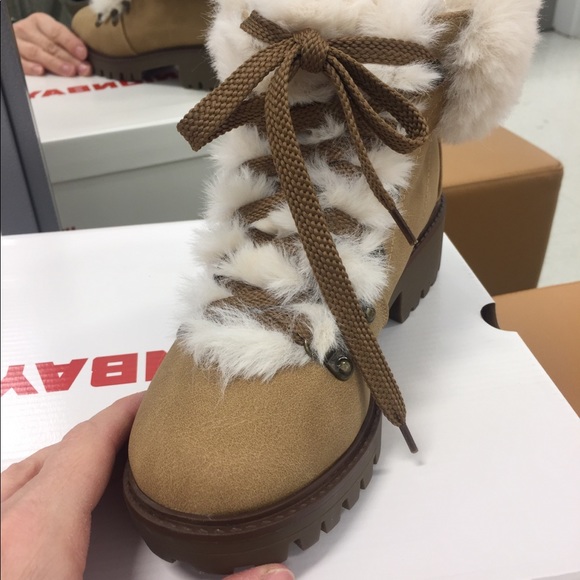Last 3 pairs🥾Union Bay Fluffy Furry Boot🥾 - Picture 3 of 7